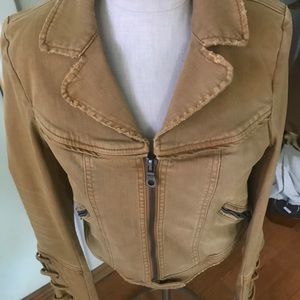 NWT - FREE PEOPLE Gold Jacket with Laced Sleeves.